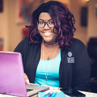 Amelia McCracken '10